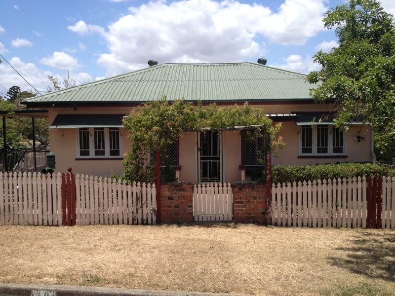 19 Meade Street, Wandal QLD 4700